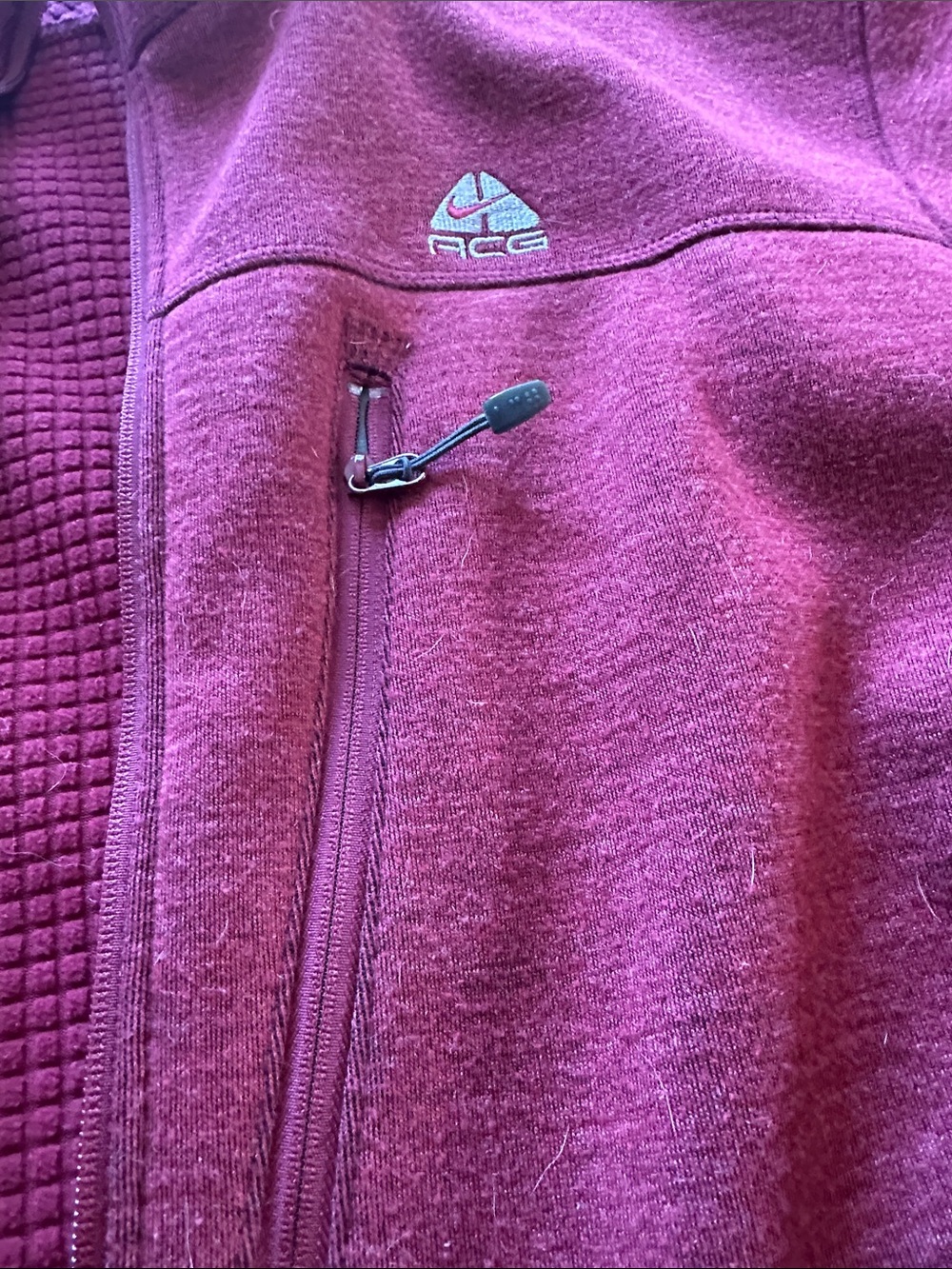 Nike ACG Maroon Full‑Zip Performance Jacket - Picture 3 of 4